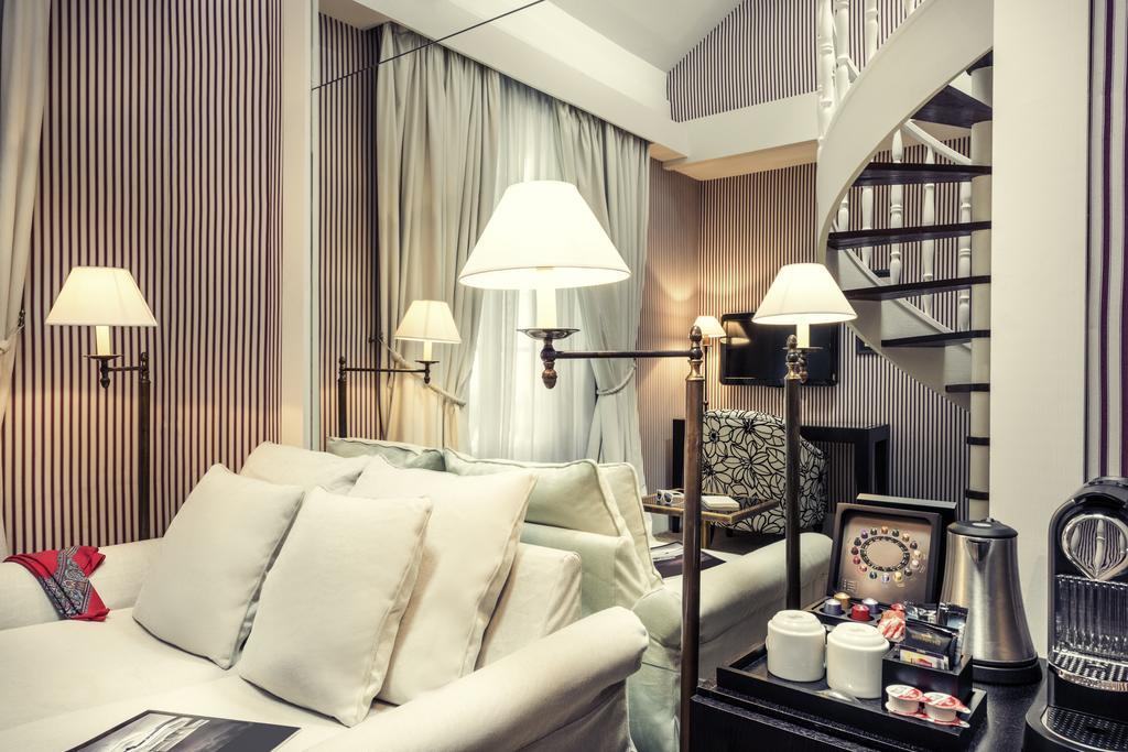 Le Belgrand Hotel Paris Champs Elysees, Tapestry By Hilton Екстер'єр фото